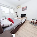 アパート Fantazy Main Square