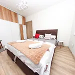 Fantazy Main Square スコピエ