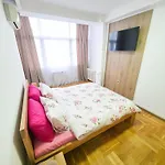 Fantazy Main Square Free Parking Apartment Skopje