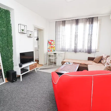 Fantazy Main Square Apartment Skopje