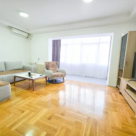 Fantazy Main Square Free Parking Apartment *