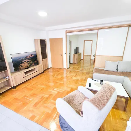 Fantazy Main Square Apartment *