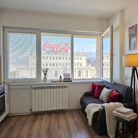 Fantazy Main Square Free Parking