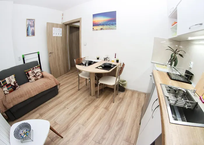 Fantazy Main Square Lejlighed *