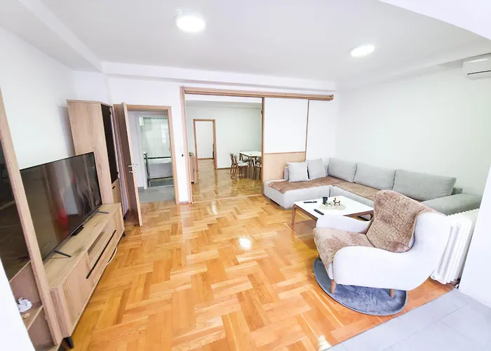 Fantazy Main Square Apartment