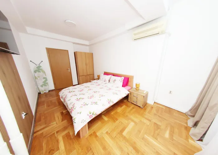 Fantazy Main Square Apartment