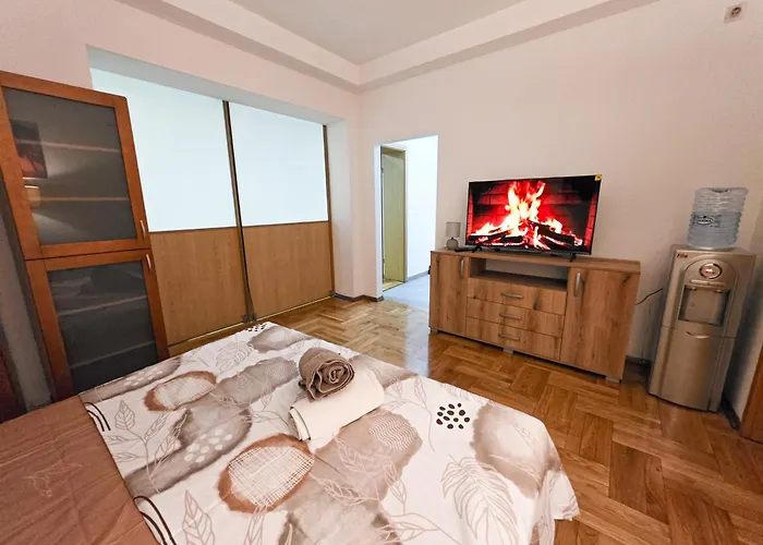 Fantazy Main Square Lejlighed